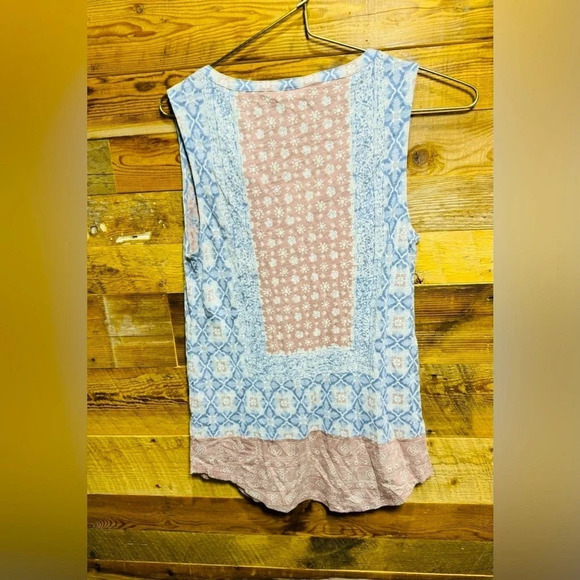 NEW Lucky Brand v neck print flowy tank top USXS  festival beach casual airy - Picture 5 of 5
